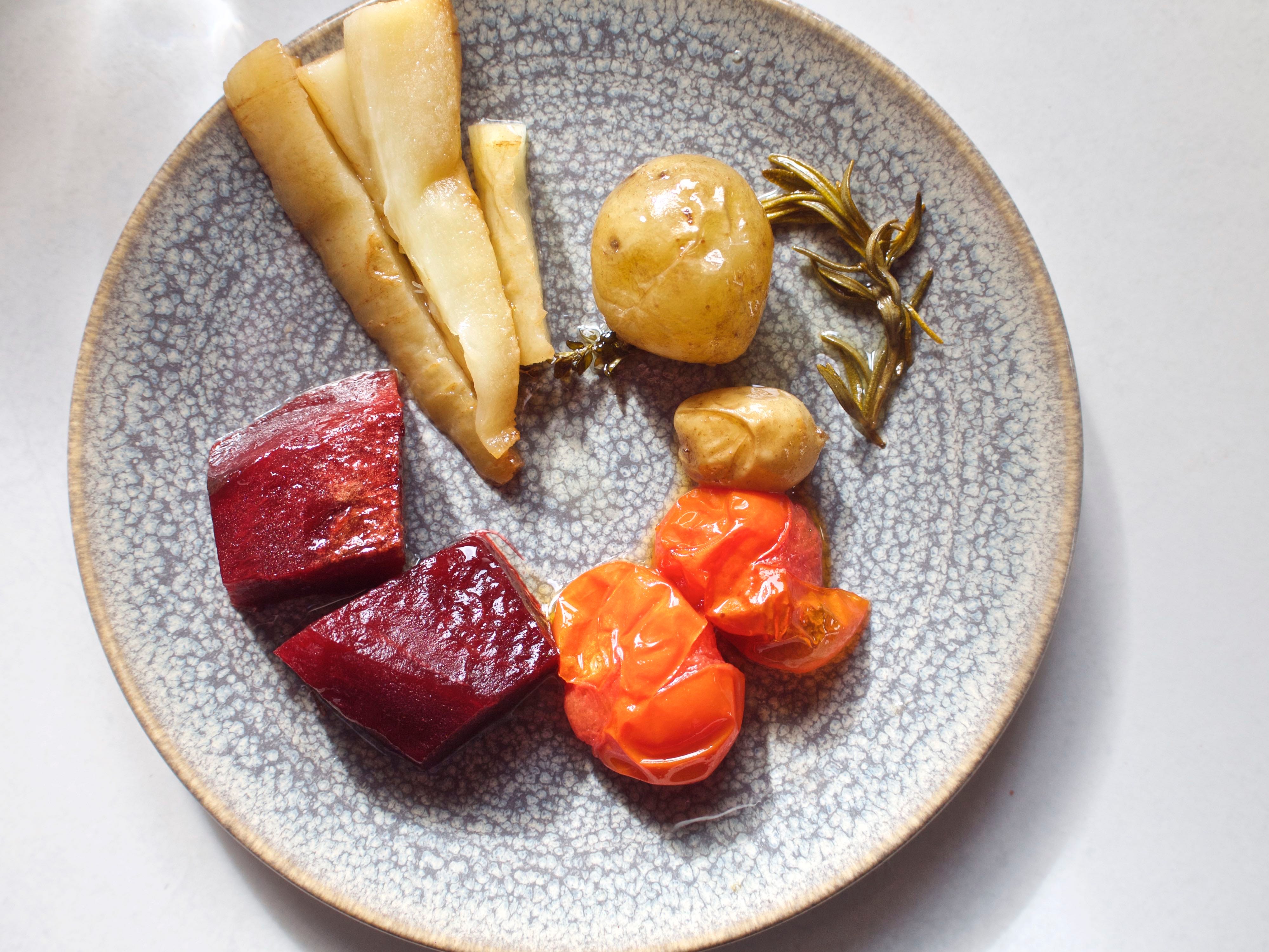 How to Confit Vegetables. Cooking with fat, the vegan way by Laura