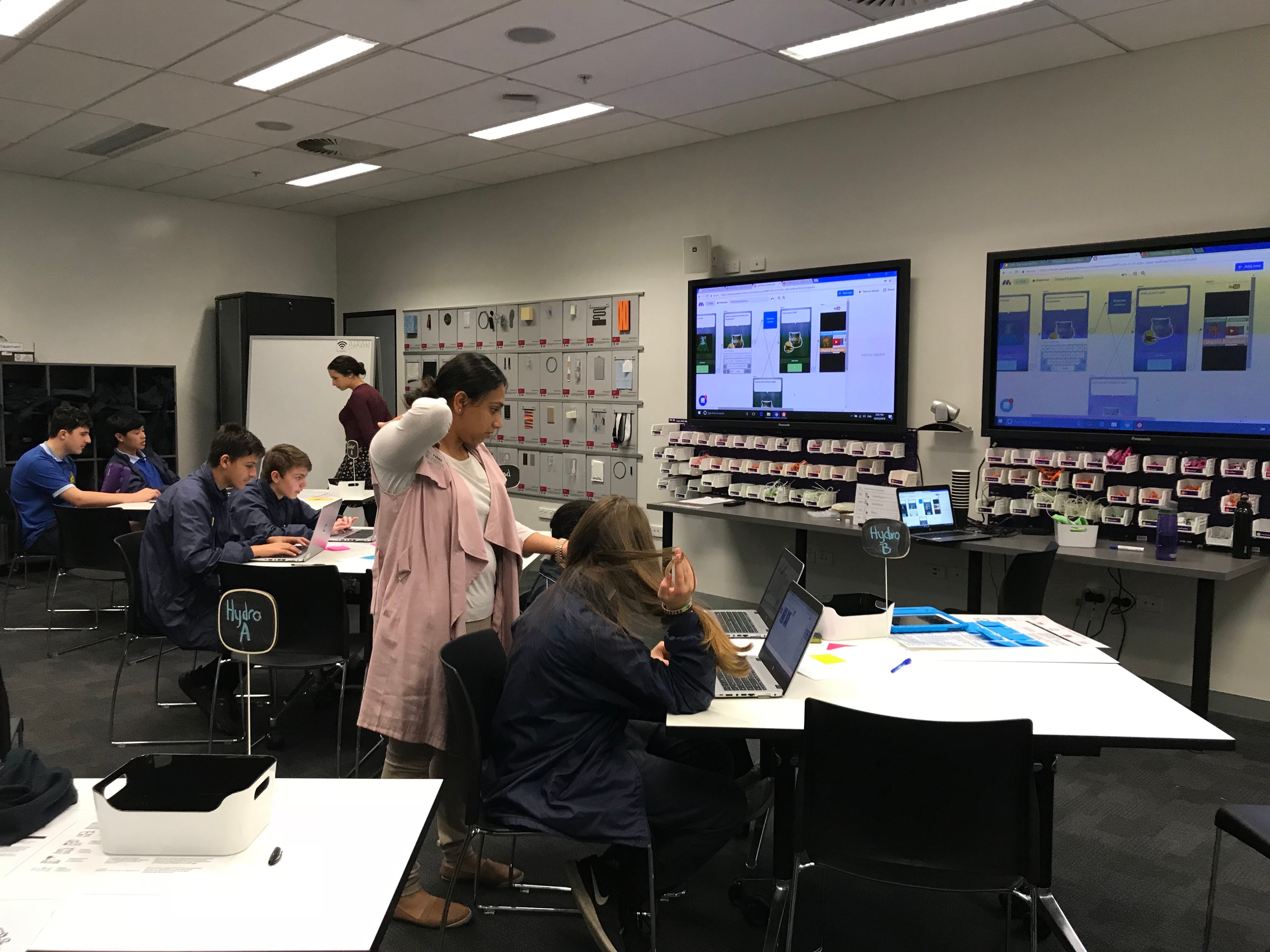 Develop Education Apps with Metaverse by GoMeta Inc MetaverseApp Medium