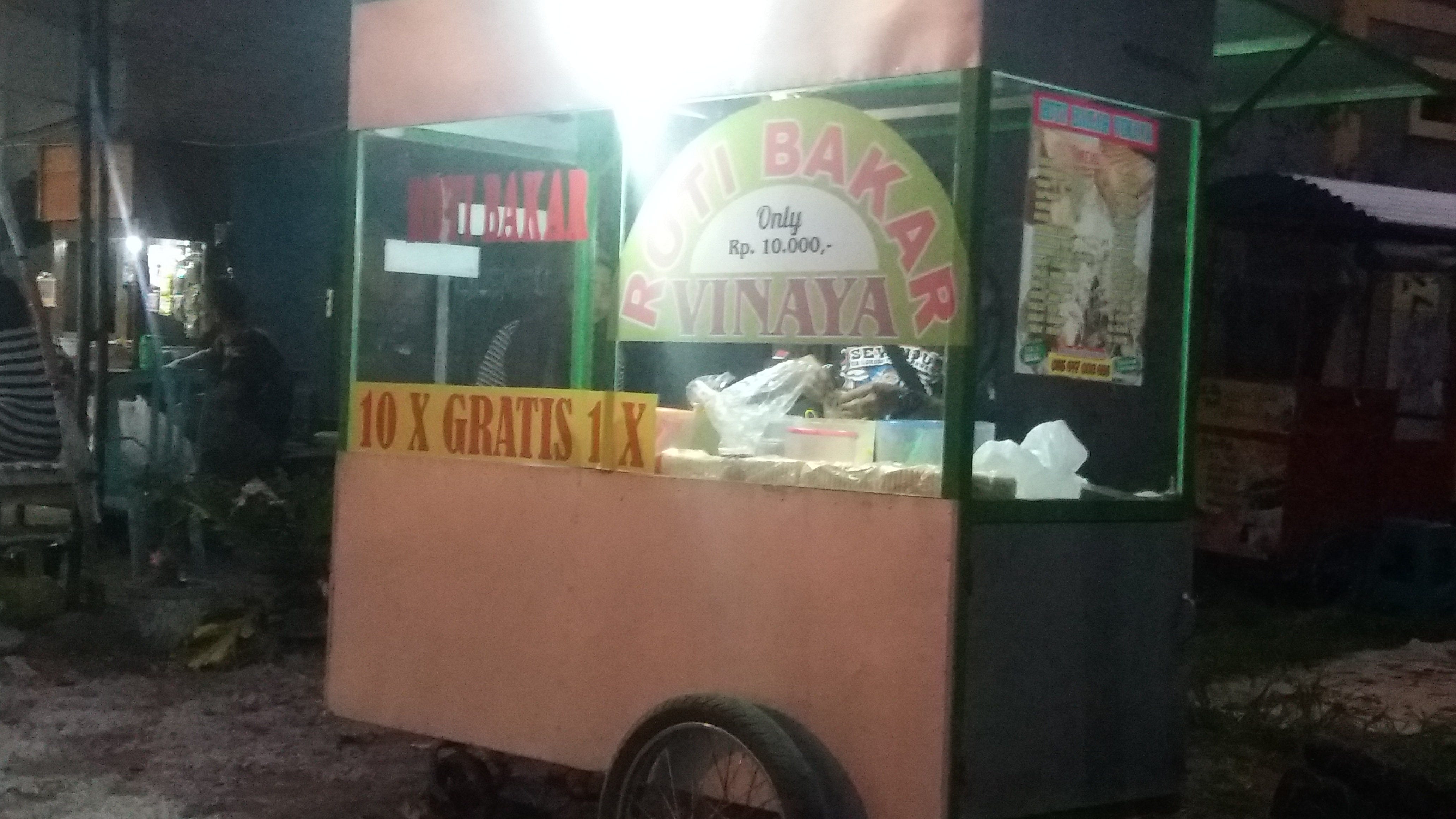 Awasome Gerobak Roti Bakar References