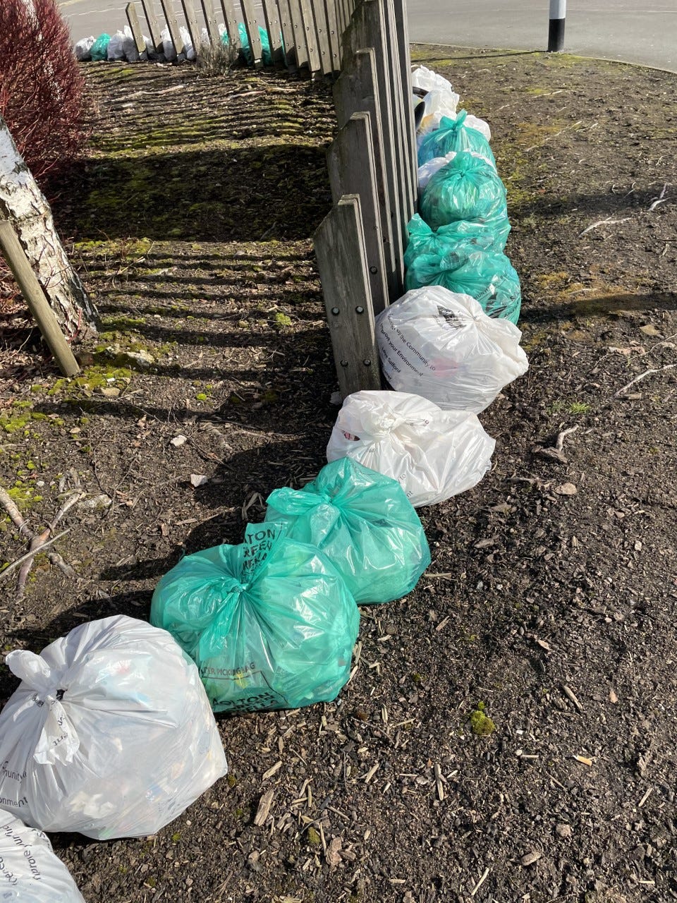 Together we can make Salford a cleaner, greener and safer environment Salford Litter Heroes
