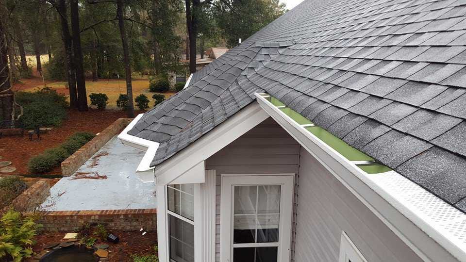 Finding The Seamless Gutters Cost Per Foot