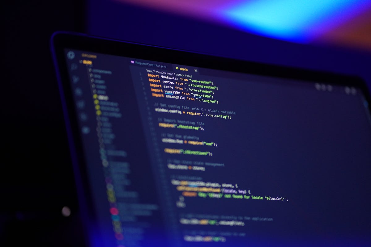 The 6 Best Visual Studio Code Themes to Start Into 2023 by Marvin