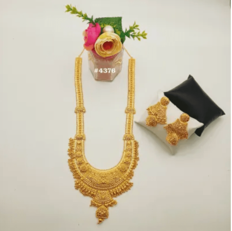 The Difference Between Solid Gold and Gold Plated Necklace by Poojamani Jewellers LLP May