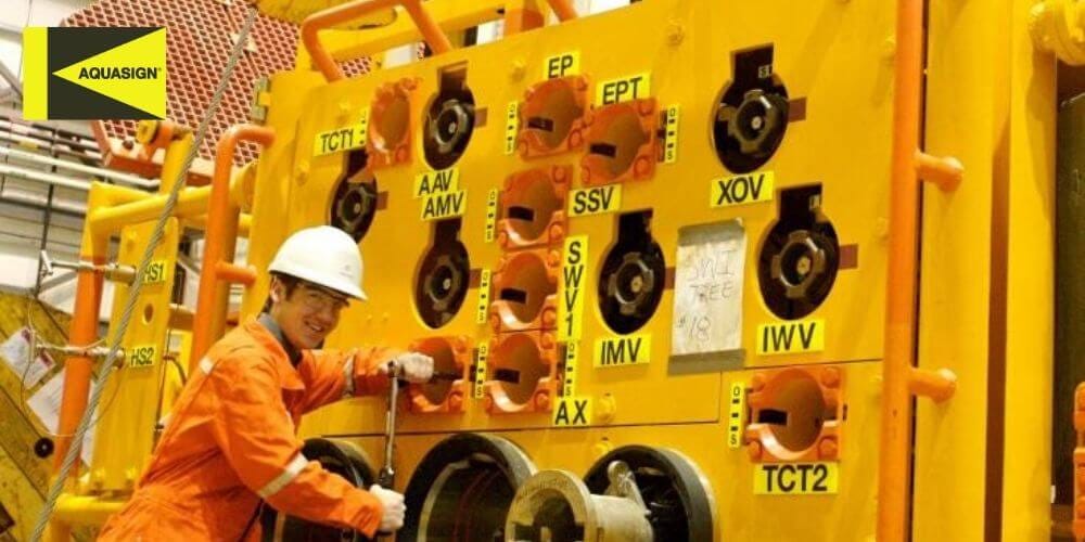 Why are oil and gas trees called Christmas trees? by Aquasign Medium