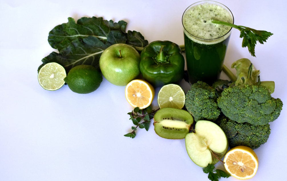 5 Benefits of Drinking Green Juice by Qamer javed Nov, 2023 Medium