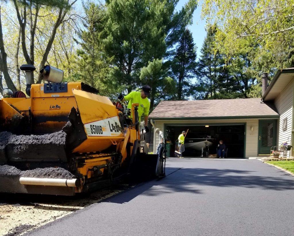 How Much Does Asphalt Paving a Driveway Cost in Bethesda, MD? by