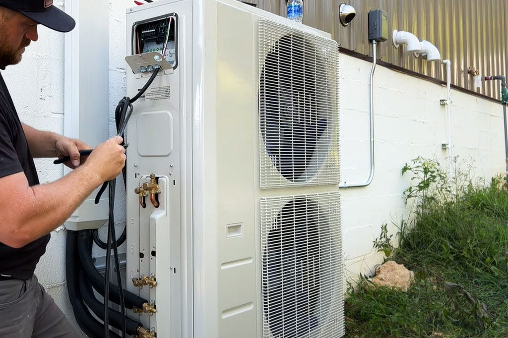 How do I Check Gas Leakage in a Split AC Unit? Harris Walter Medium