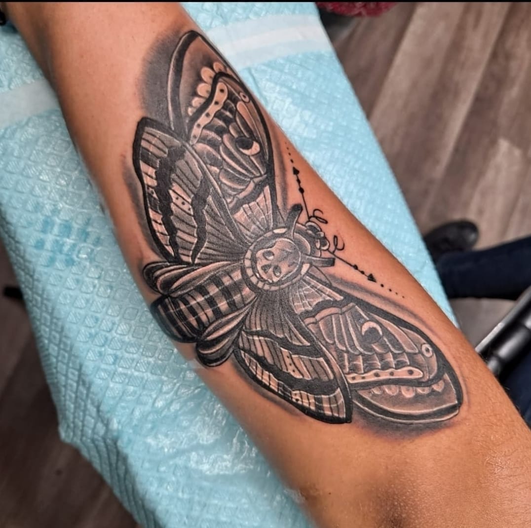 Tattoo shops Lancaster Electric Soul Tattoo Medium