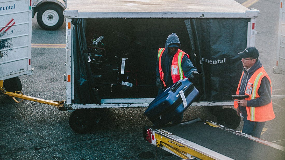 Baggage Handler Description and the best paid jobs by Connectzapp