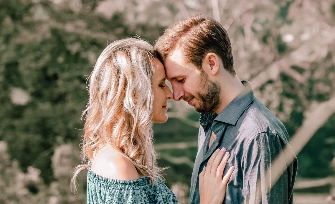 10 Signs That a Man Loves & Adores You (Number 5 May Shock You) by