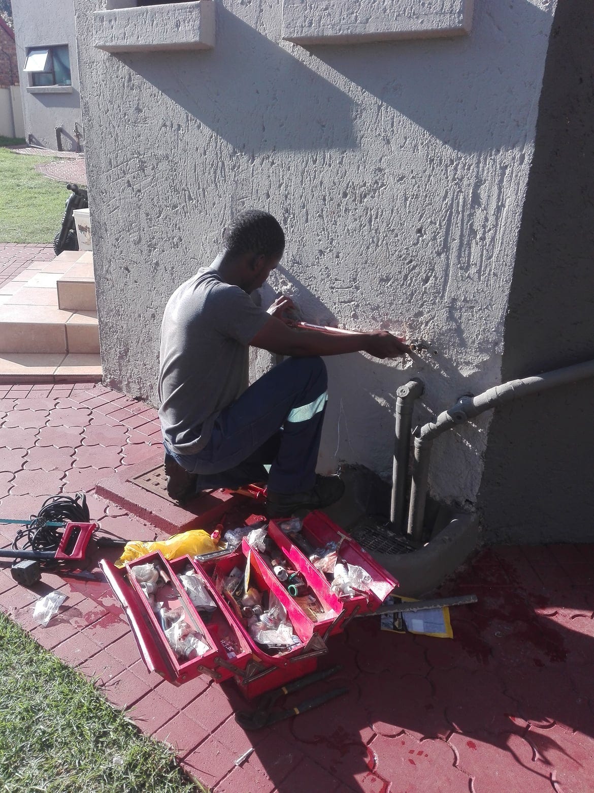 Lynnwood Plumbers 0716260952 Plumbers in Pretoria east Lynnwood by