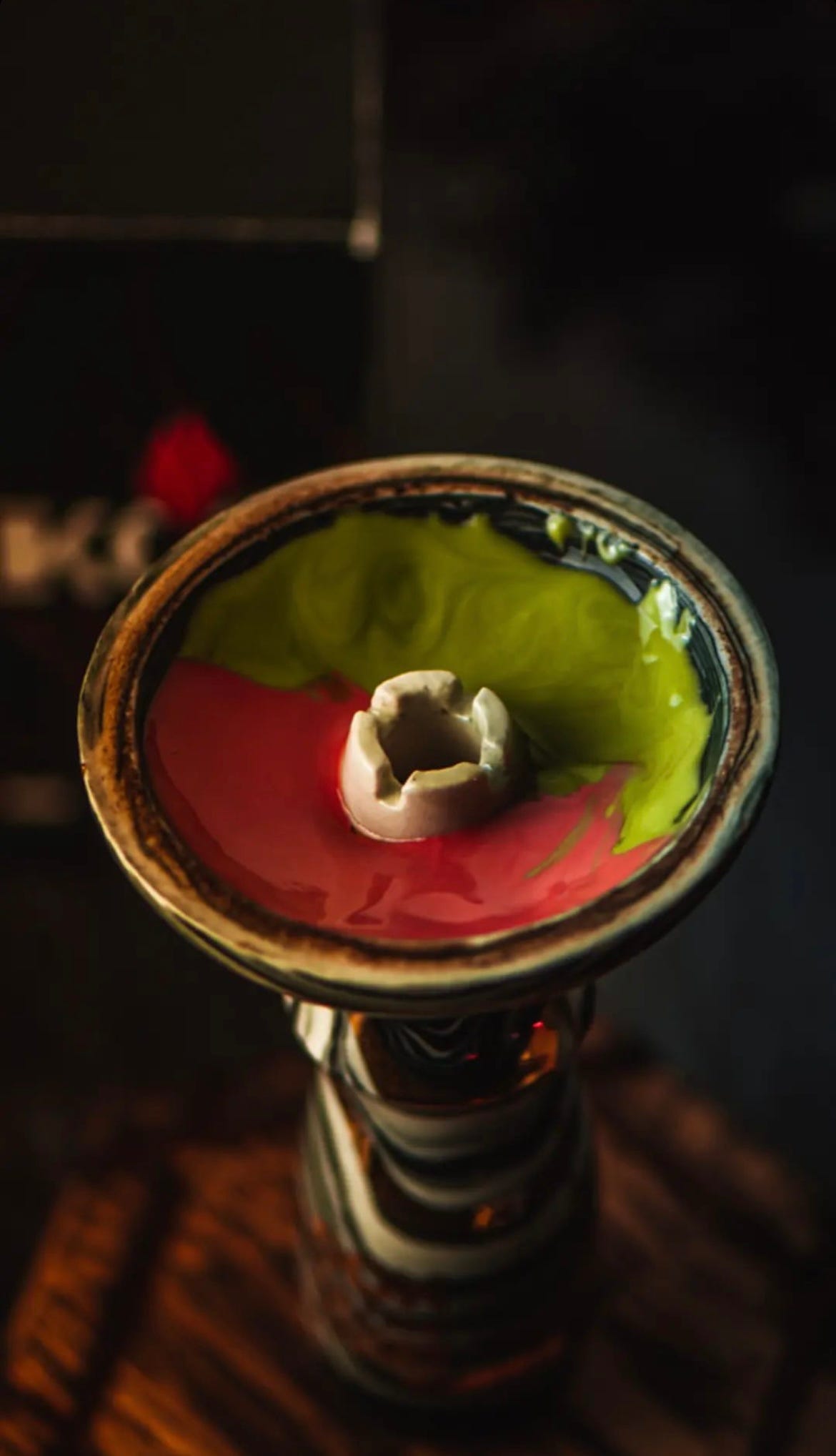 The hookah paste. Advantages Space Smoke Medium