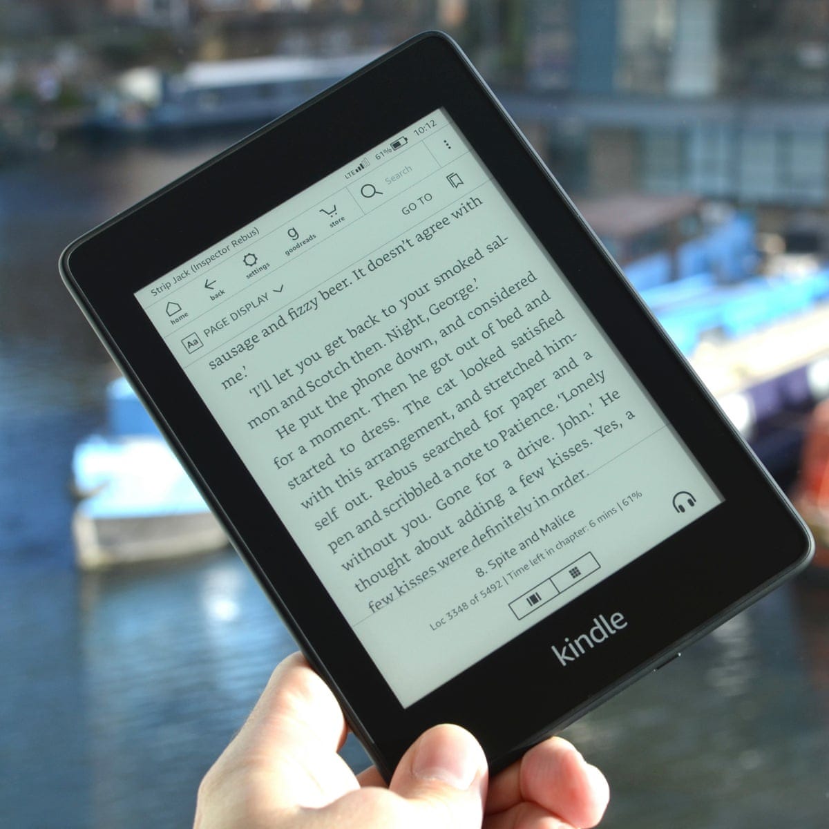 Amazon Kindle Paperwhite — features and specifications! by Benjamin