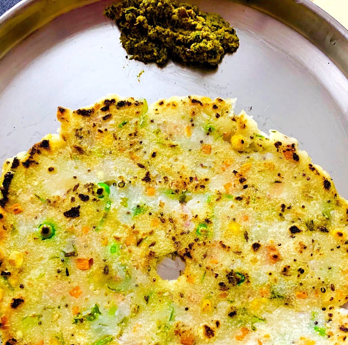 Aki roti with pudina chutney. Akki Roti by Ish Venkatesh Medium