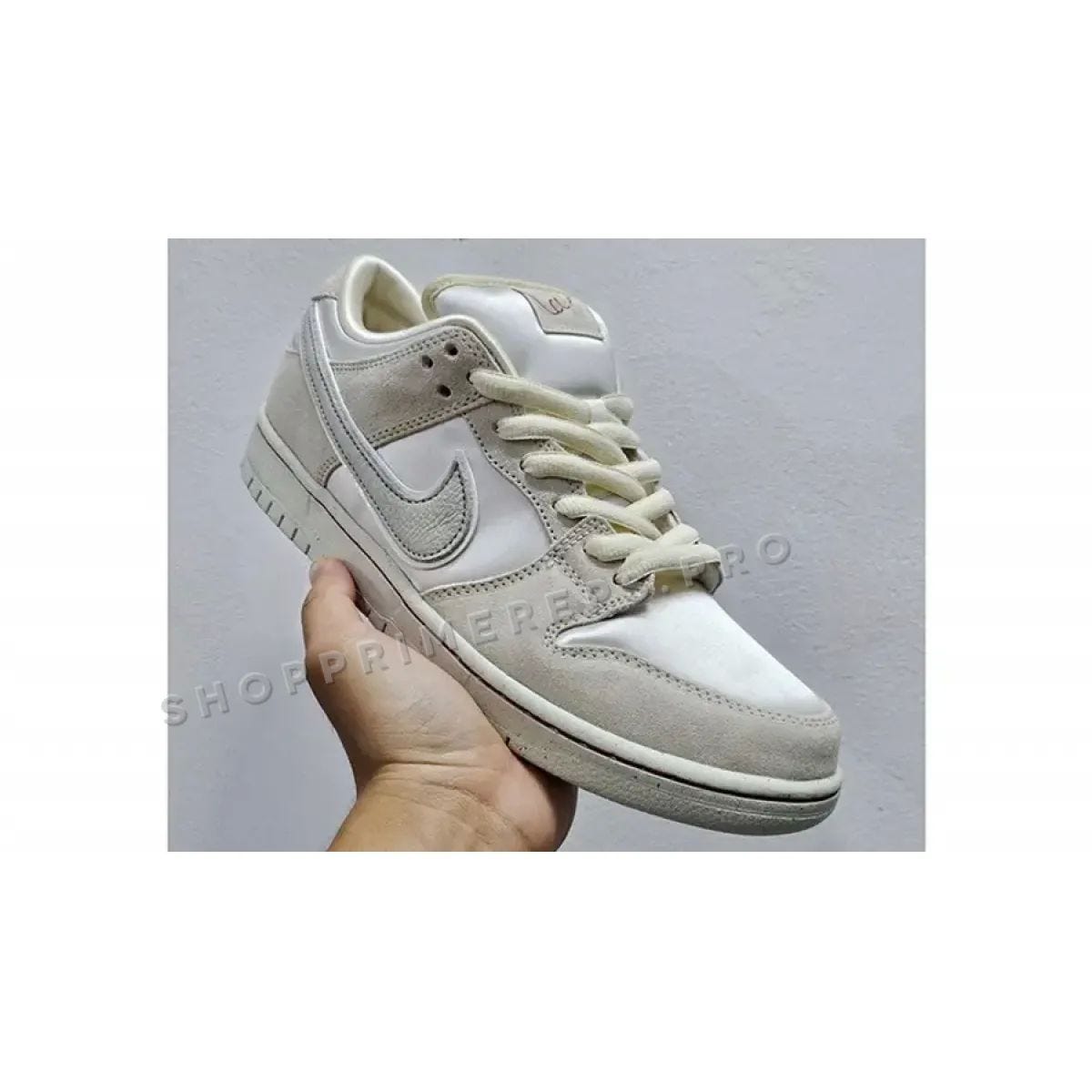 What’s the Difference Between SB Dunk Low and Dunk Low? by