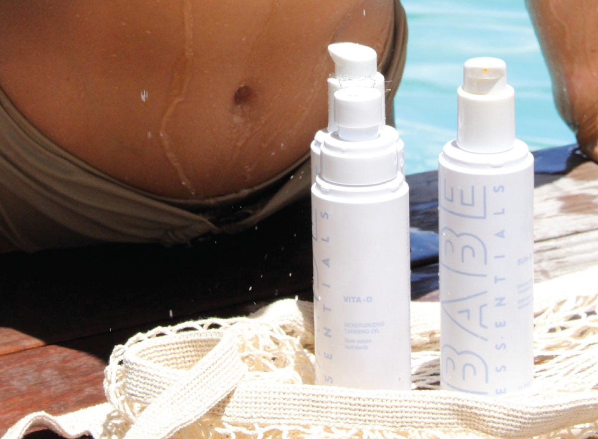 Tanning with natural tanning oils by Babe Essentials Jun, 2023 Medium