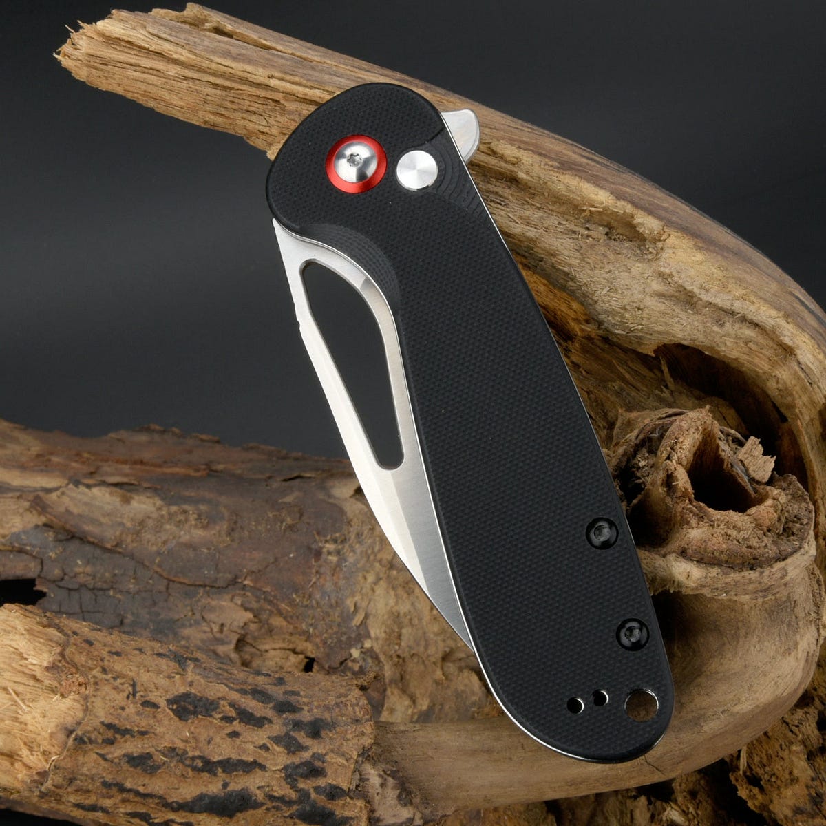 Understanding the different types of folding knives and their uses by