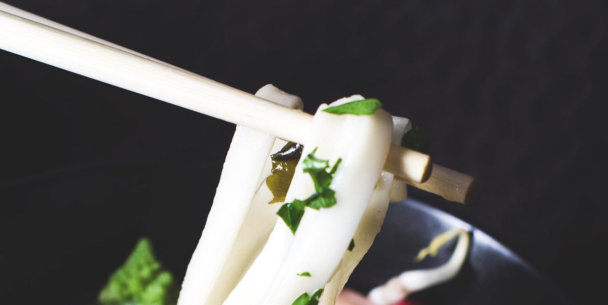 What are some alternative uses for chopsticks besides eating? by