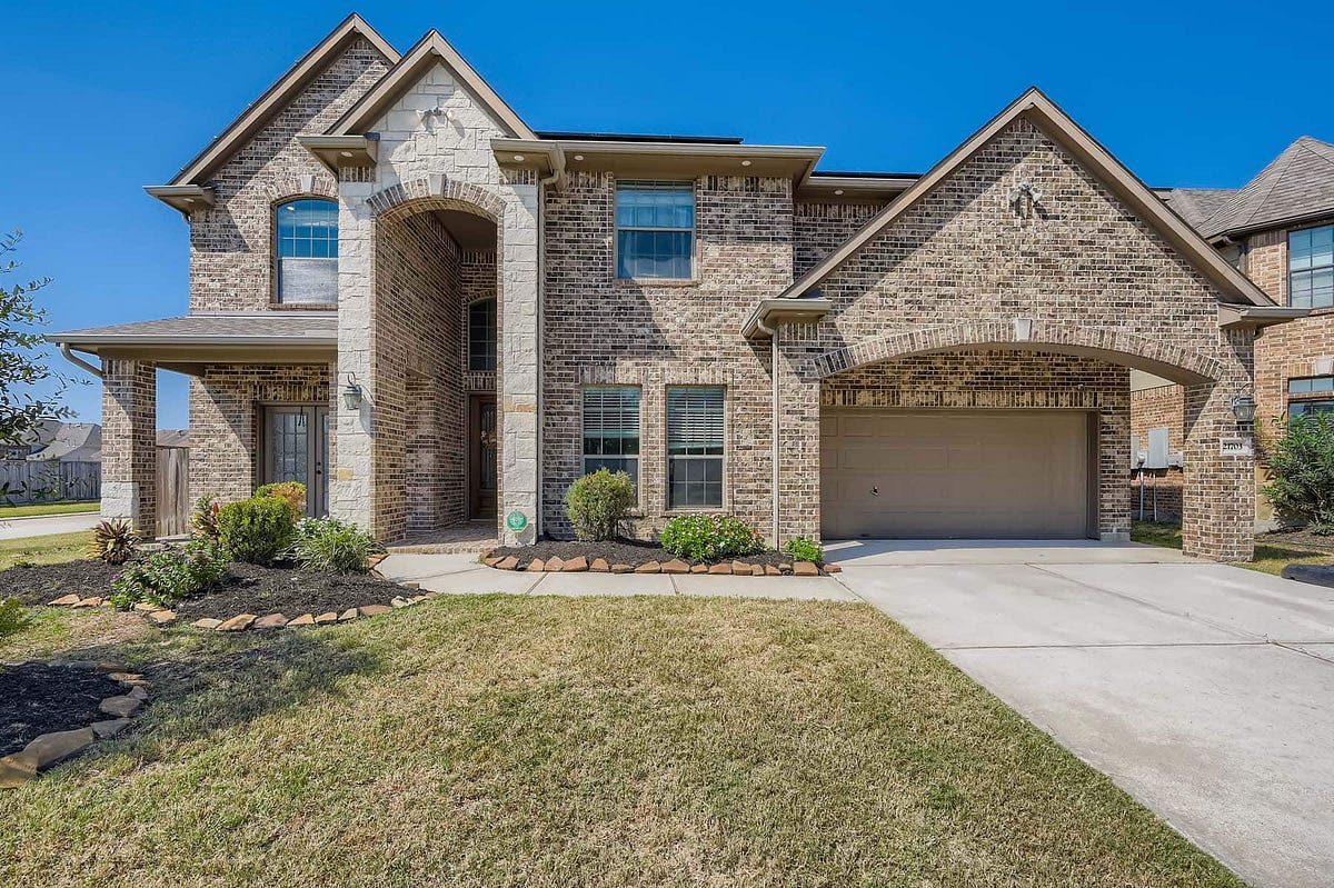 The 10 Best Places to Buy a House in Houston for Young Professionals