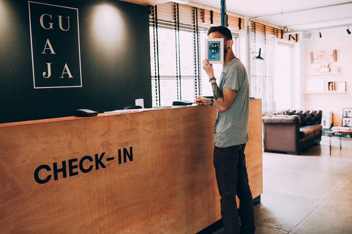 6 Things I Learned While Working Front Desk For a Major Hotel by