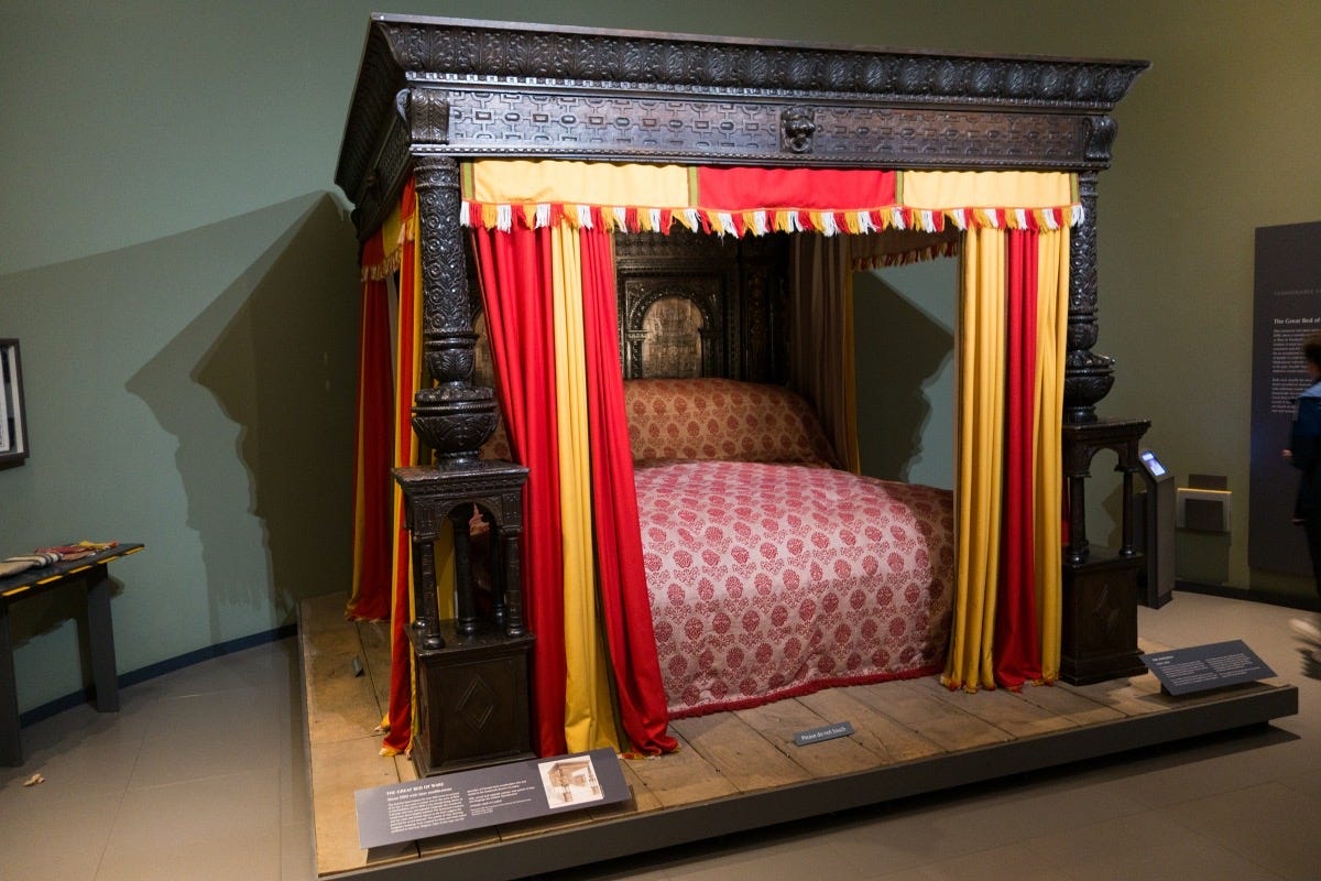 The World’s Biggest Beds That You Need To See! Medium