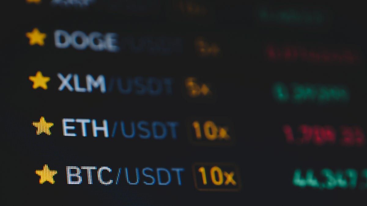 Differences Between Centralized Exchanges (CEX) and Decentralized