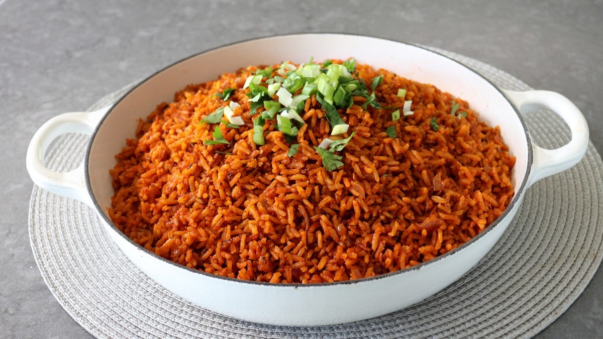 HOW TO COOK PARTY JOLLOF RICE. STEP BY STEP GUIDE by Kitchen