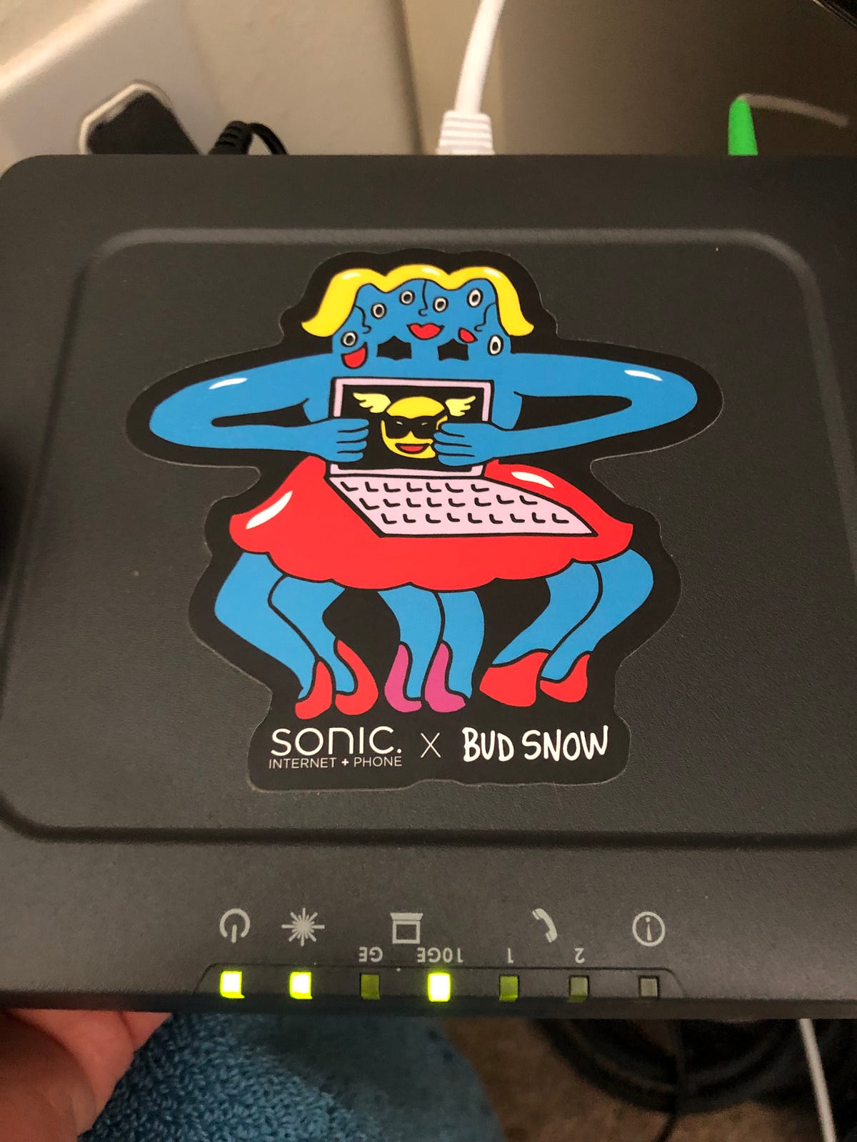 Sonic 10Gbps Residential Internet: ONT — Adtran SDX 622v | by Life-is