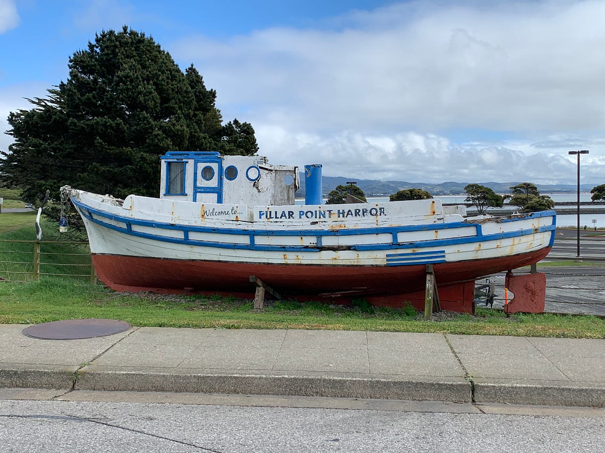 Pillar Point Harbor (buy fish, eat fish, more fun!) by Maverick Kelly