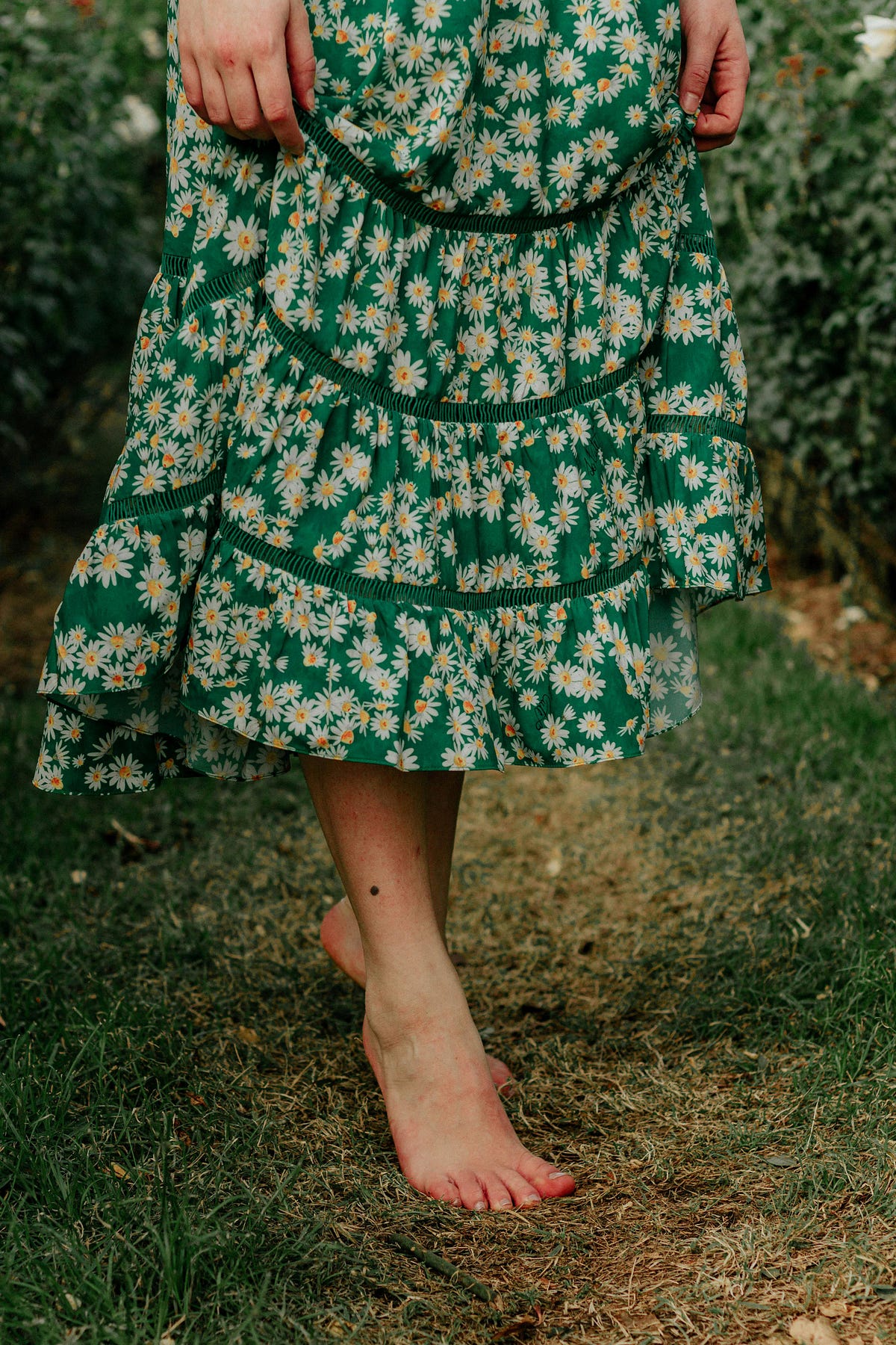 Ultimate Guide How to Use Earthing Mat for Optimal Health by Shara