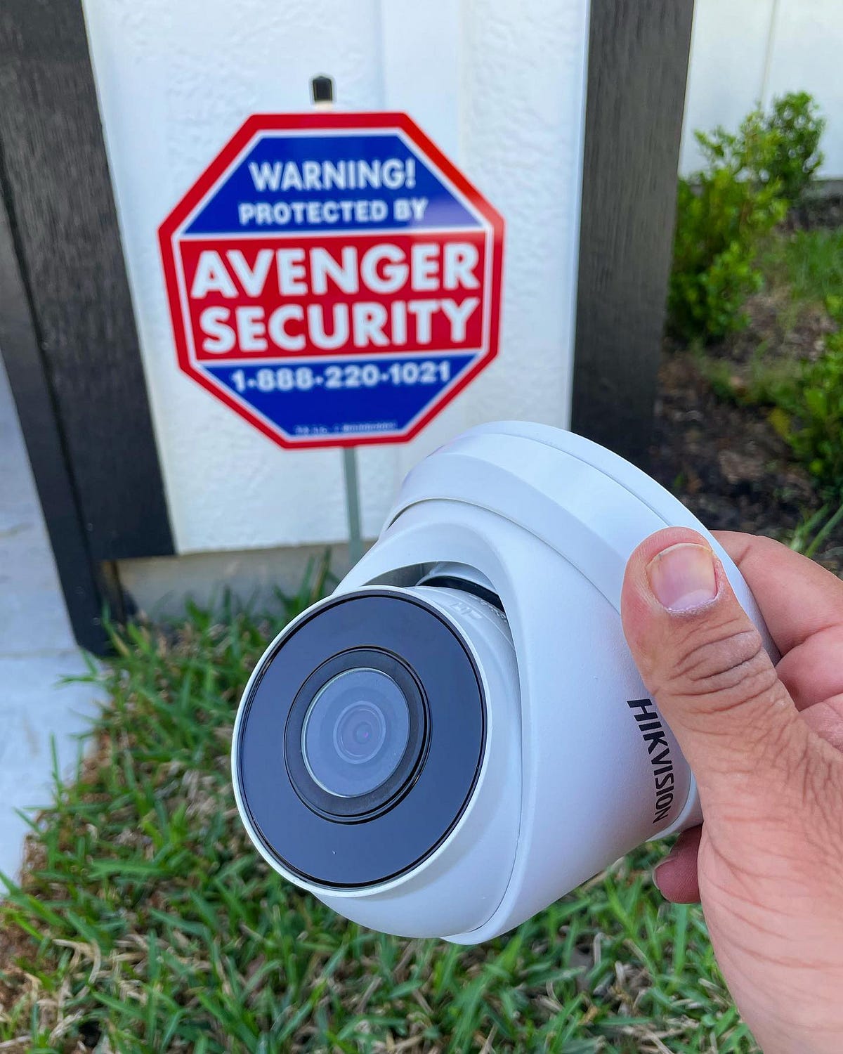 How To Choose The Best Video Surveillance Houston System by Avenger