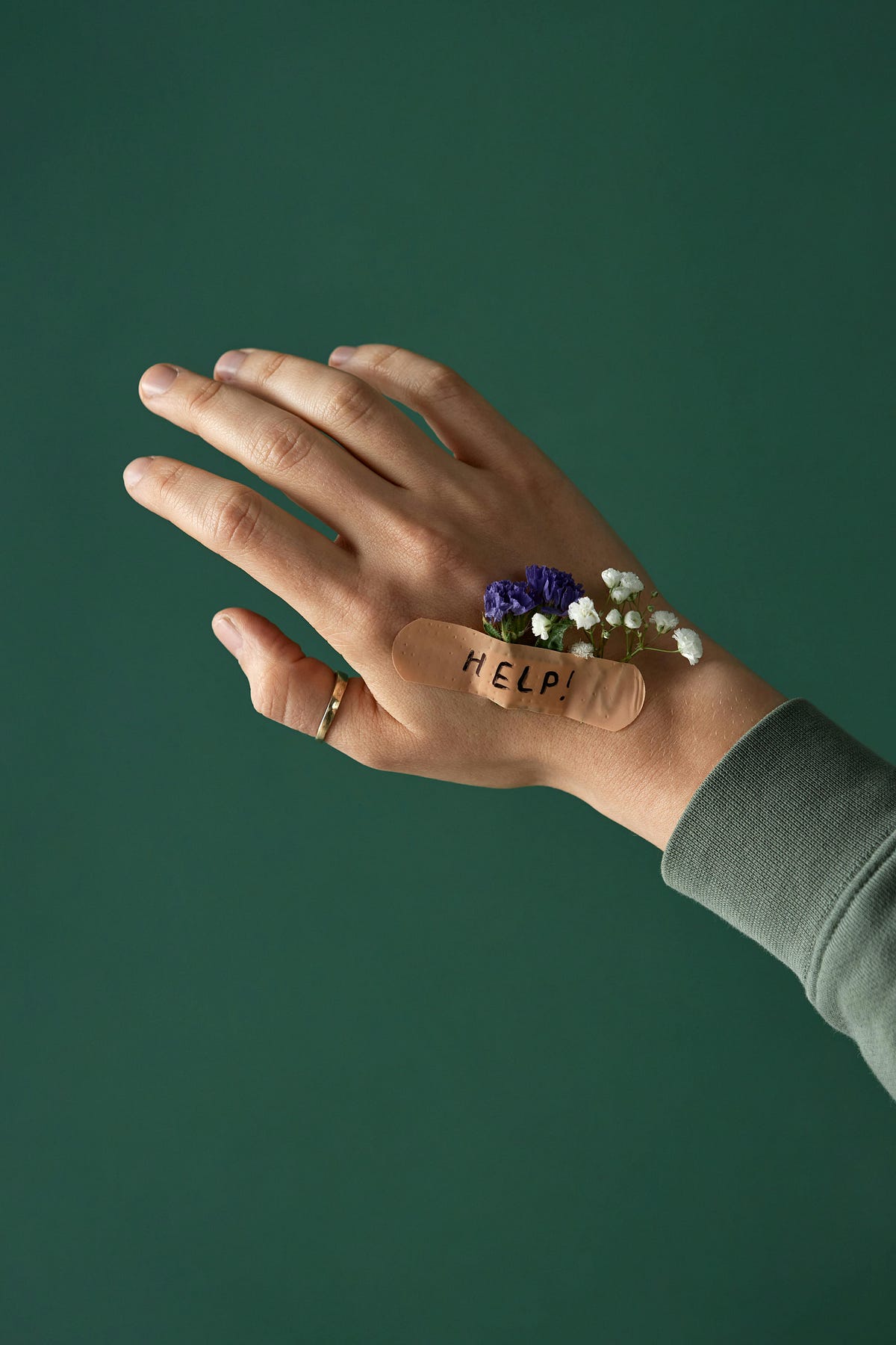 A Fixer and Avoidant Are the Worst Match by Laura Tavarez Know