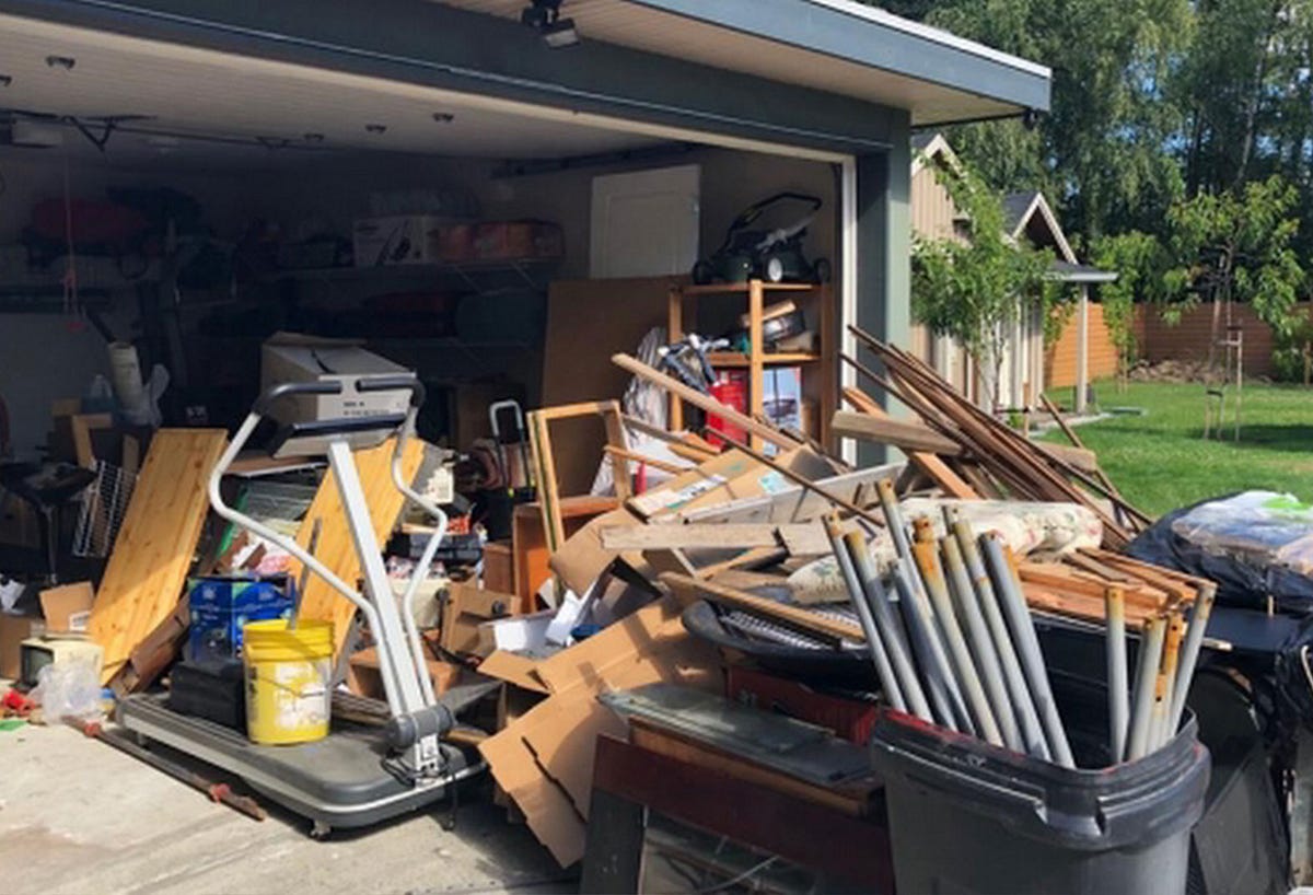 How To Properly Dispose of Junk Removal In San Dimas, CA by