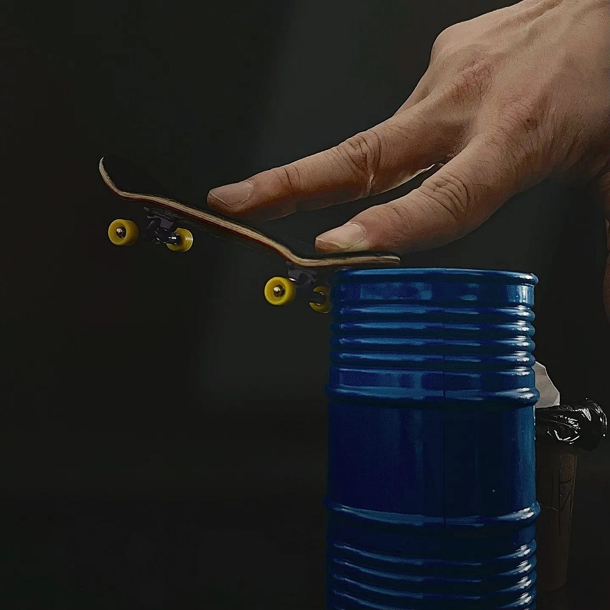 Mastering the Art of Ollie on a Fingerboard Your Comprehensive Guide