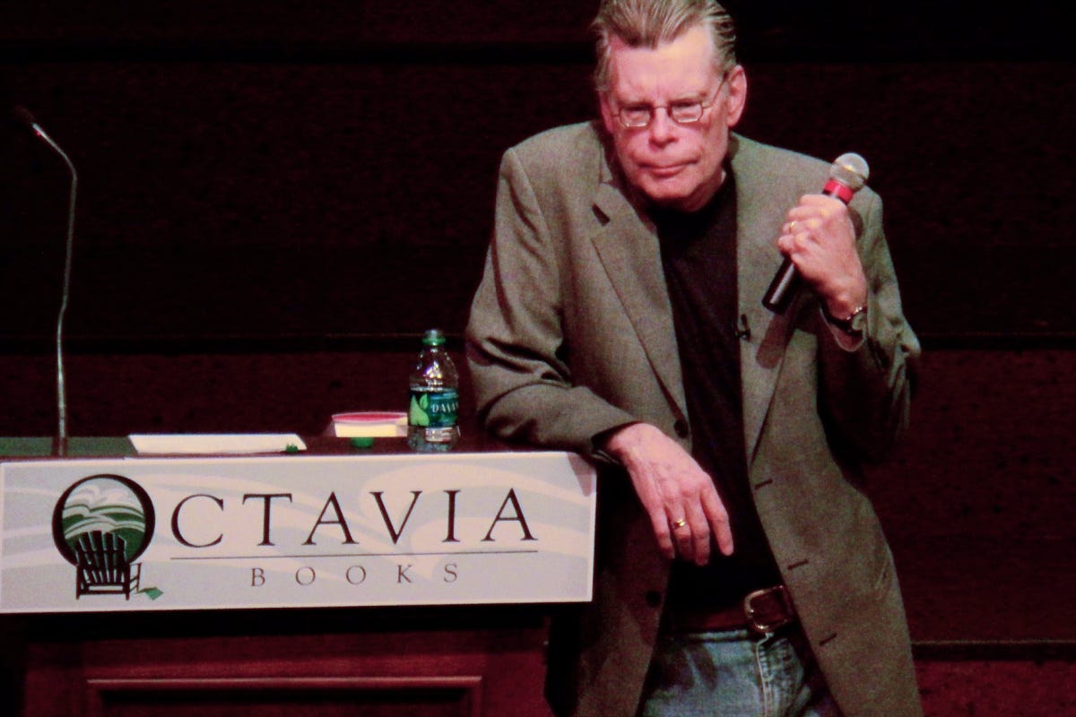 10 Famous Writers Contradict Common Writing Advice by Linda Caroll