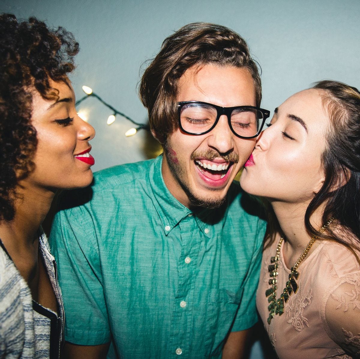 What is Poly Relationship ?. A polyamorous relationship also called