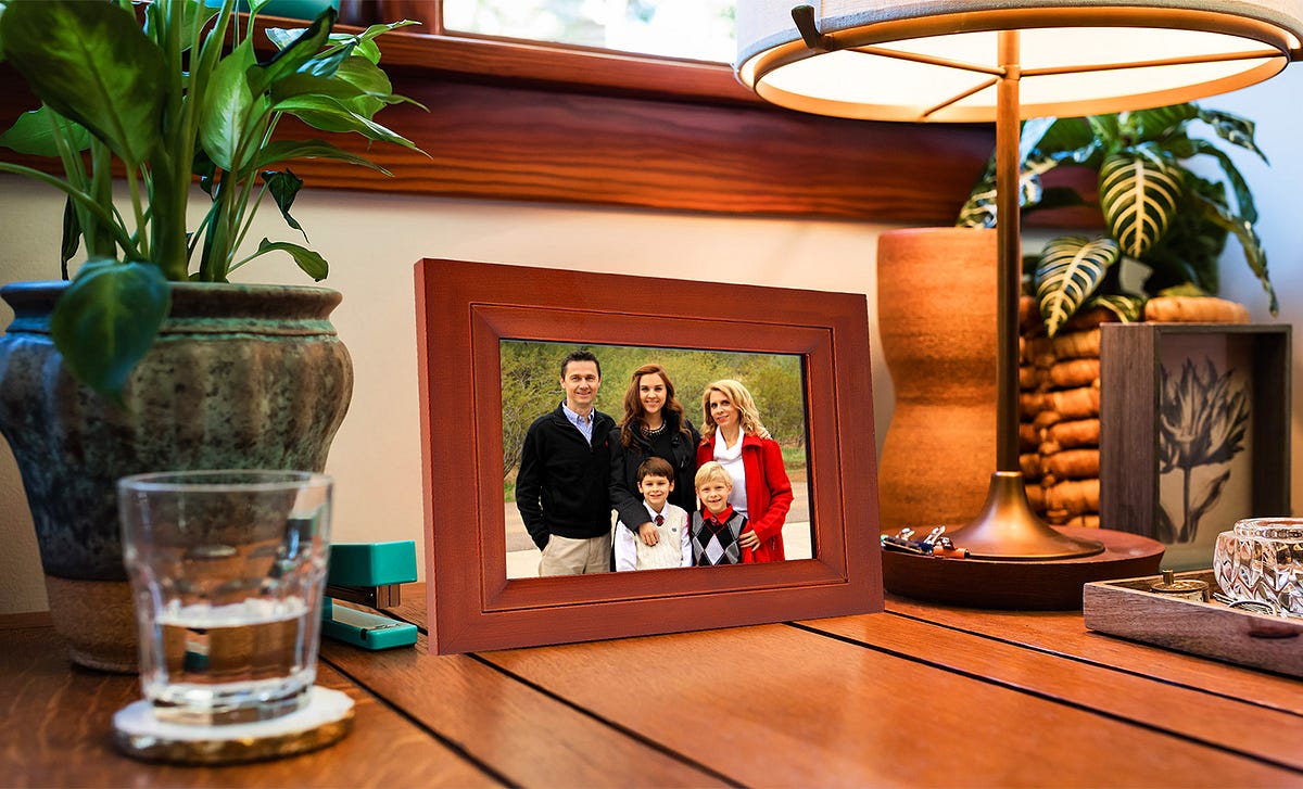 What is the best digital photo frameWiFi and nonWiFi? by Richard