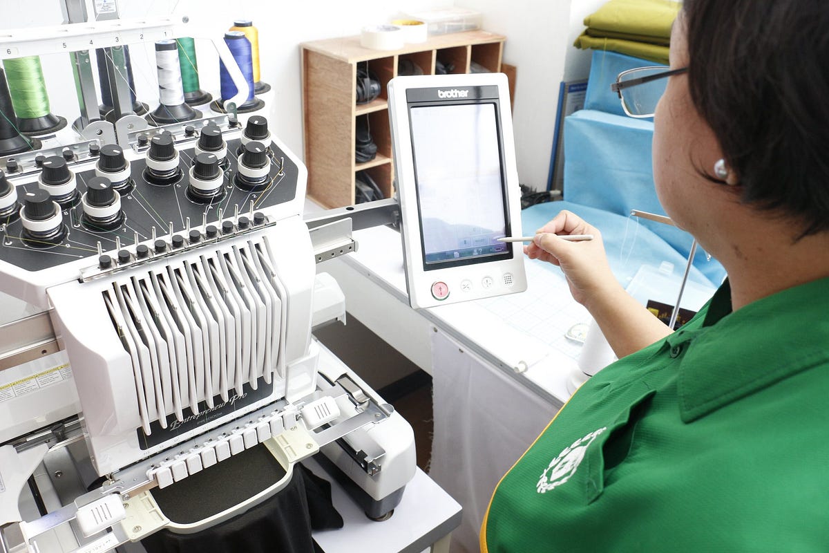 How does Digital Embroidery Machine works? by JEROME MANATAD Medium