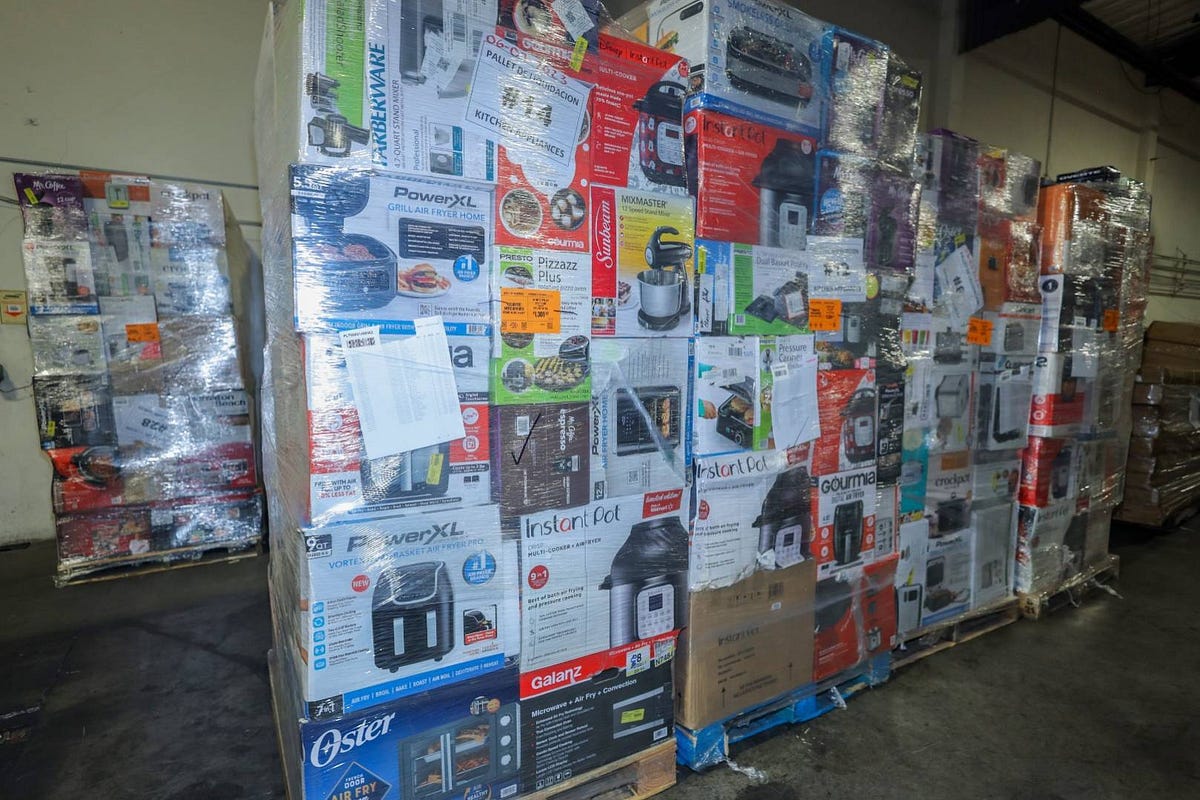 Liquidation Stores in North York Oliver Medium