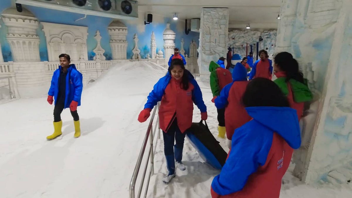 The Ultimate Guide to Snow World Mumbai Tickets and TimingsCitybit