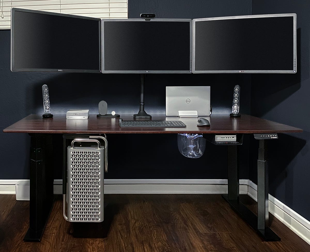 Evodesk Pro Standing Desk Review. A premiumpriced desk marred by… by Robert S. Medium