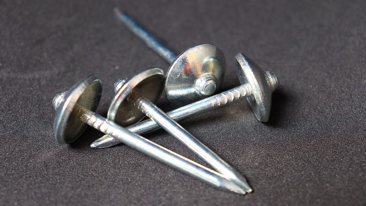 The Ultimate Guide To Choosing The Right Roof Nails For Your Project
