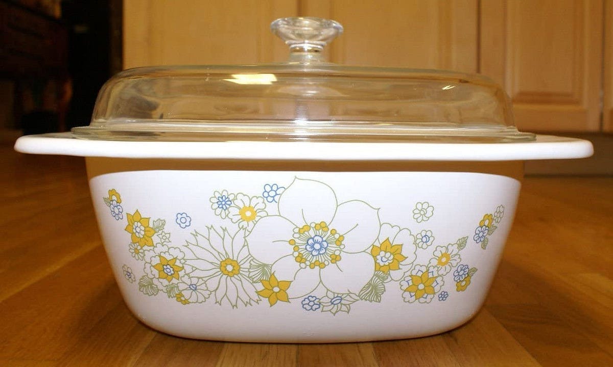 IS VINTAGE CORNINGWARE TOXIC?. Vintage Corning product brands have