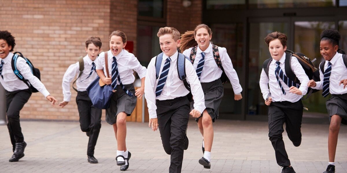 School Uniforms Should be a Mandatory Requirement by Navillera AS1 Discussions & Debates