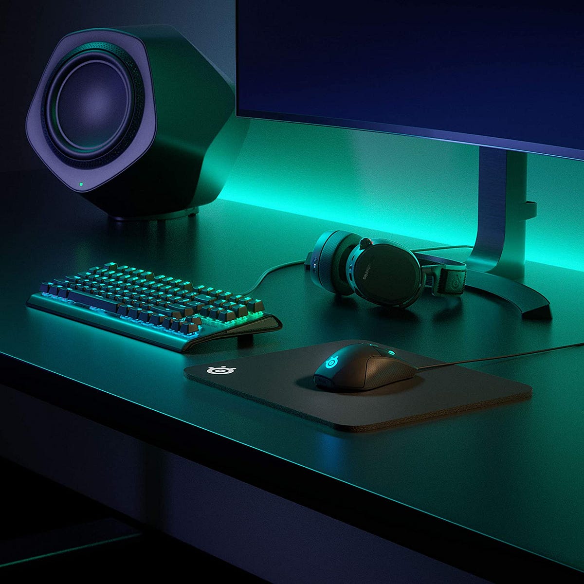 Best Mouse Pad For Gaming 2022 salman khan Medium