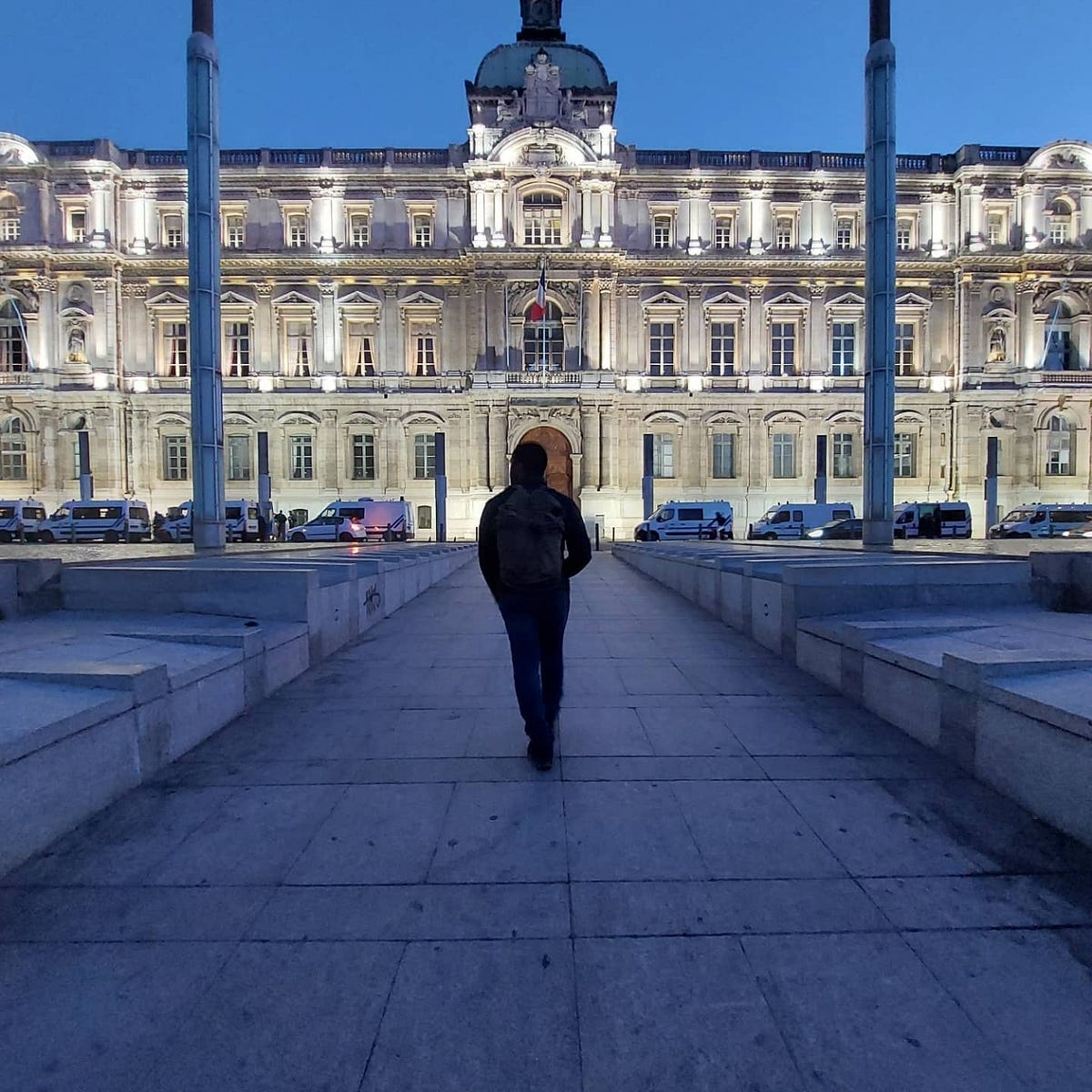 VA Loan HouseHacking, How I (A Veteran) Retired at Age 22 (and How You