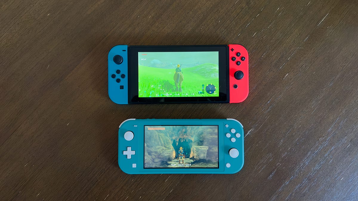 Nintendo Switch vs. Switch Lite. My comparison of the modular versus