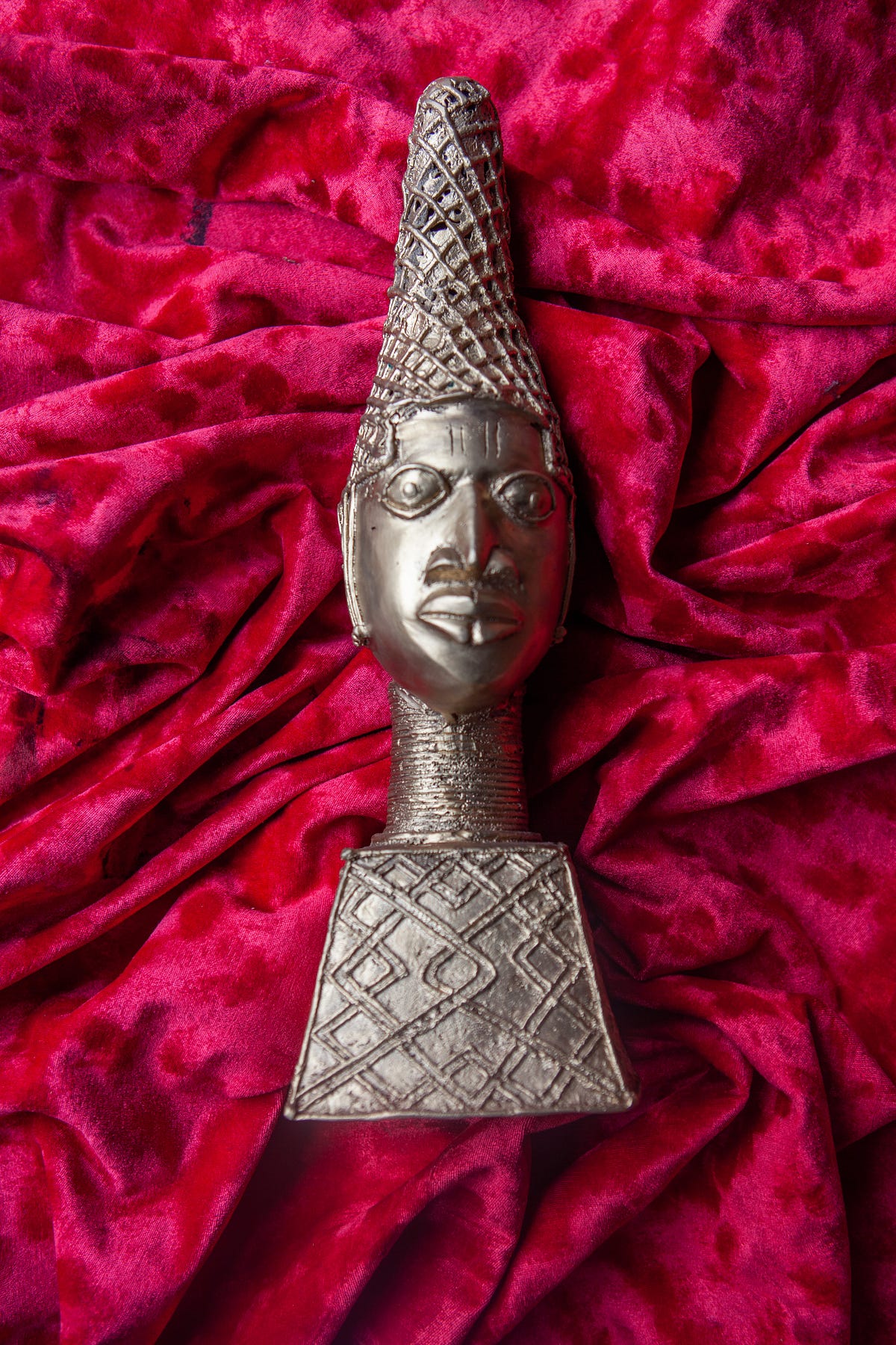 THE BRILLIANCE OF THE BRONZE CASTING IN BENIN THE LOST WAX CASTING