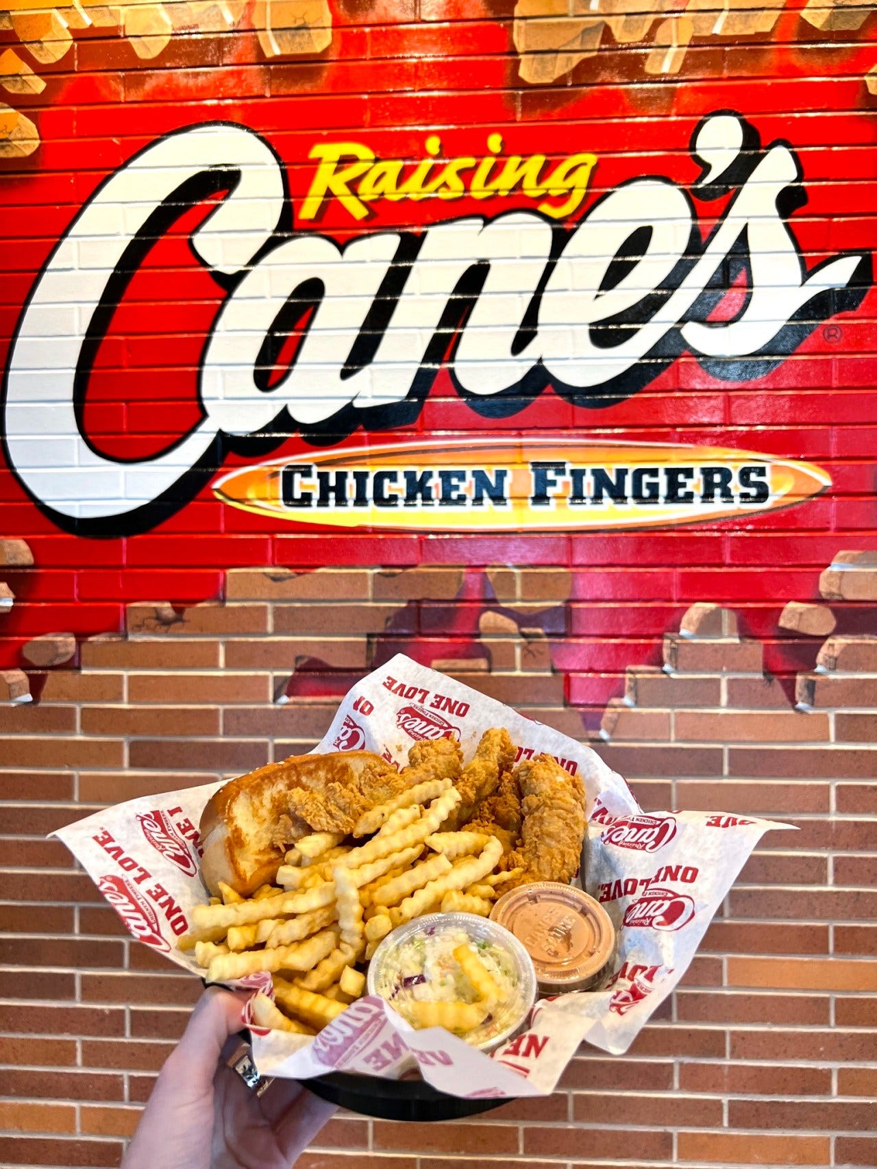 The Evolution of Mobile Phone Cases From Basic Protection to Style