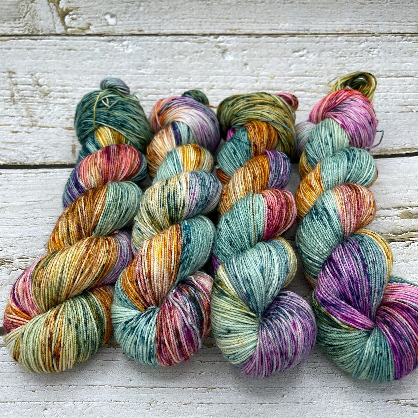 What type of yarn is best for beginners? by Charming Ewe Medium